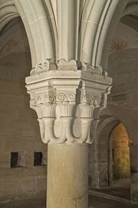 Foto: Staatliche Schlösser und Gärten Baden-Württemberg, Armin Weischer Kapitell in der Bruderhalle, Kloster Bebenhausen