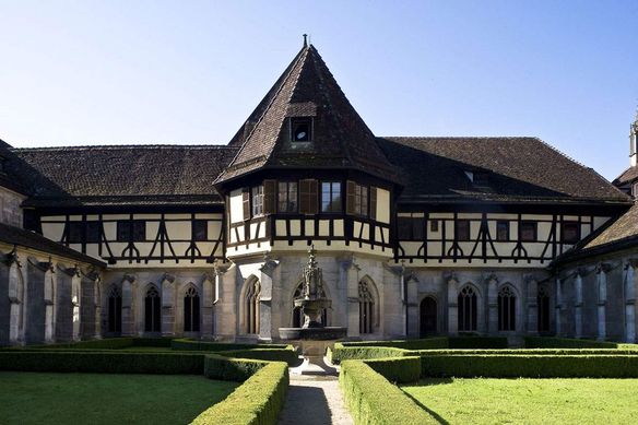 Bebenhausen Monastery, cloister garden